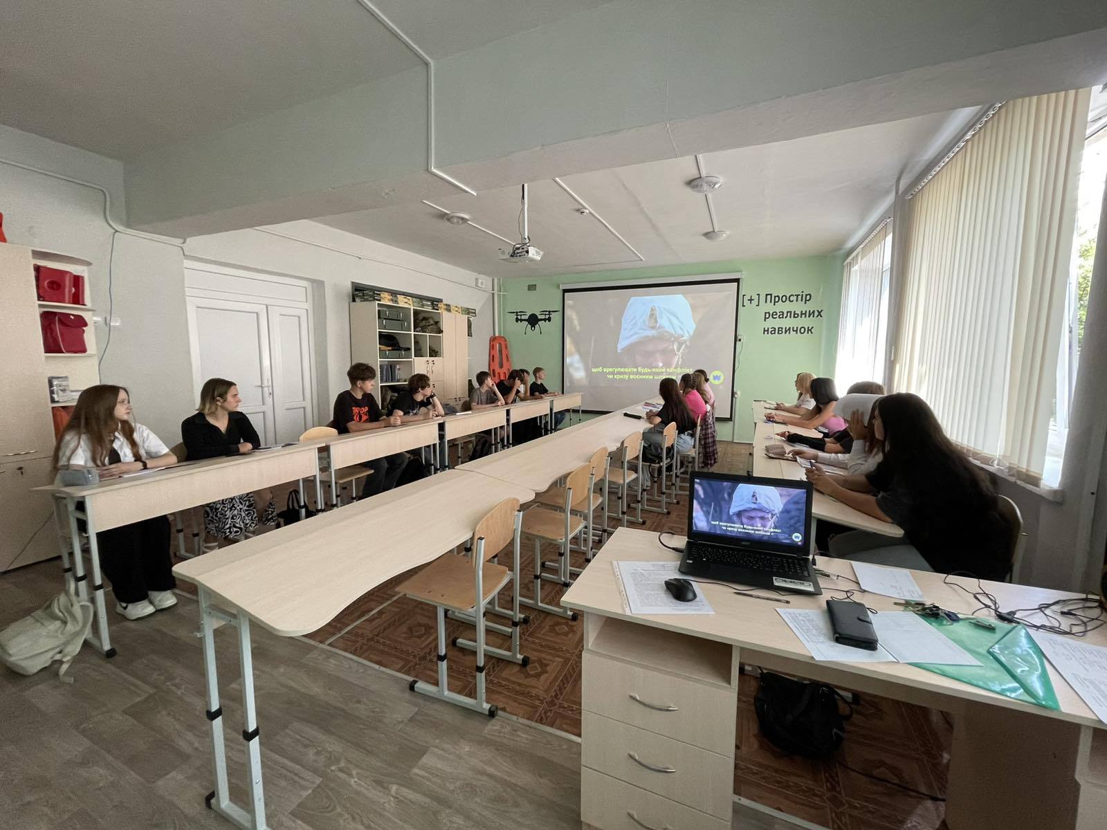 Понад 34 тисячі учнів Одещини розпочали вивчення «Захисту України» у новому форматі